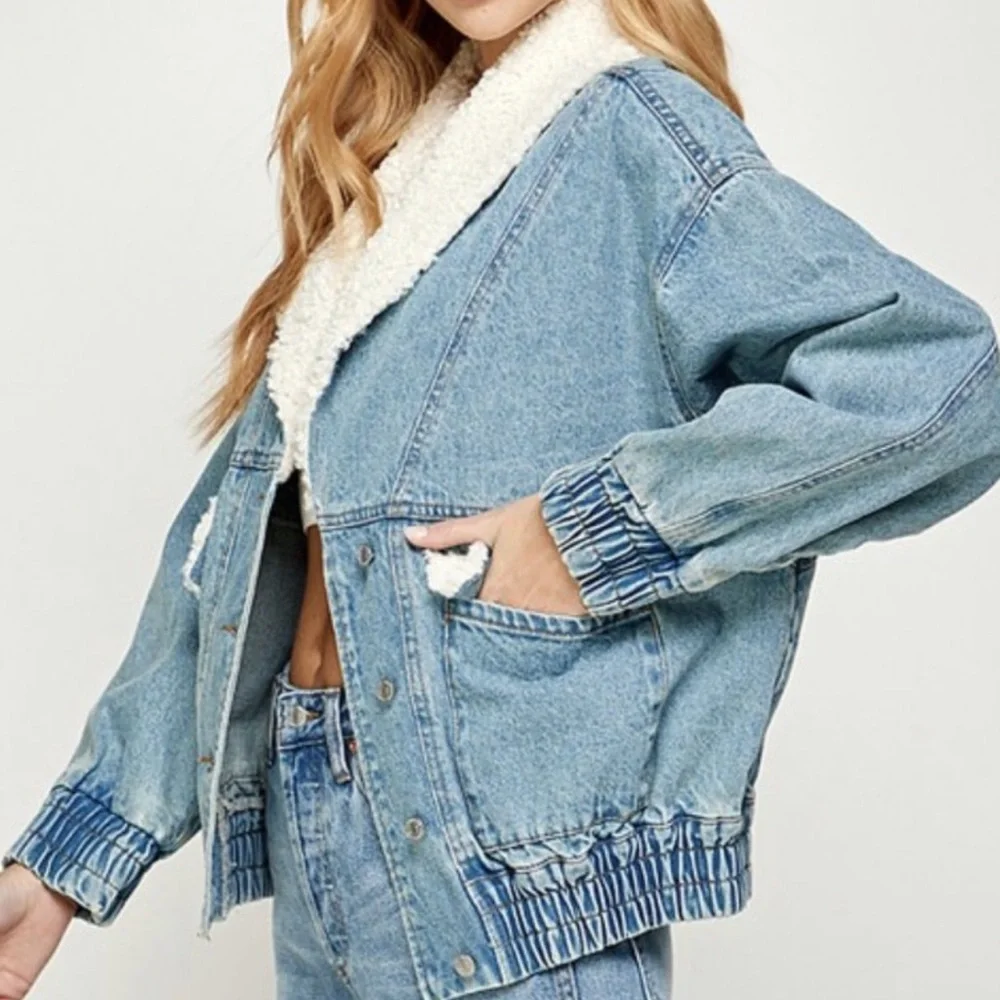 Faux fur denim jacket - Picture 3 of 5